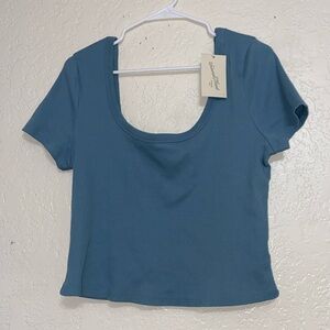 NWT Cropped Scoop Neck